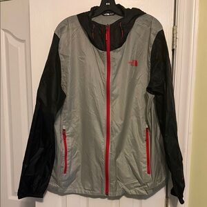 The North Face Men's Silver and Black Windbreaker